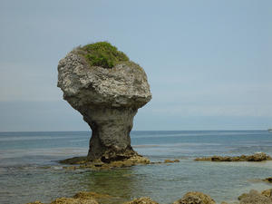 The top of the pedestal shows previous higher sea level, Xiao-Lio-Ciao, Taiwan