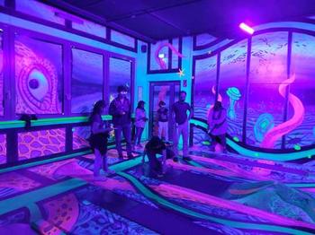 3D-UV-Minigolfing in Action!