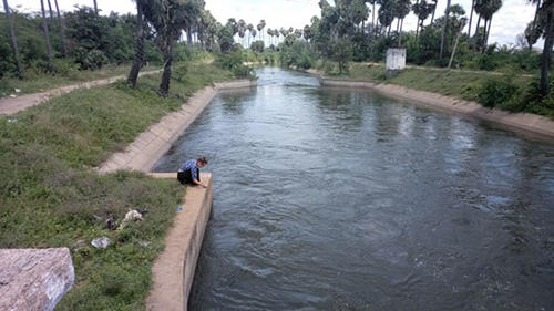 Field work for optical discharge measurement