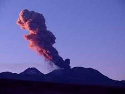 Eruption of Lascar volcano, Chile