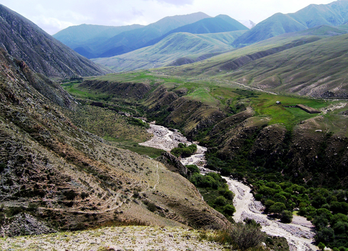 Ükök valley (Kyrgyzstan) with a straight stream