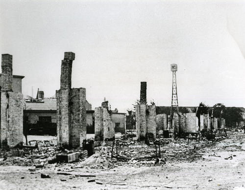 Zerstörung nach dem Bombenangriff vom 23.-24. August 1943