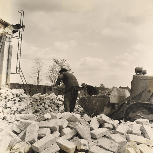 Freimachung des Geländes für den Wiederaufbau ca.1946