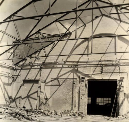 Ausbau des Haus F, Sporthalle und Sekretariat (1952)