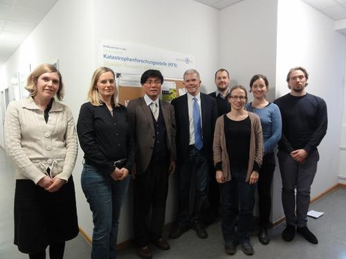 Besuch von Prof. Okada an der KFS