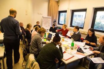 Gruppenbild der Workshop-Teilnehmerinnen und Teilnehmer