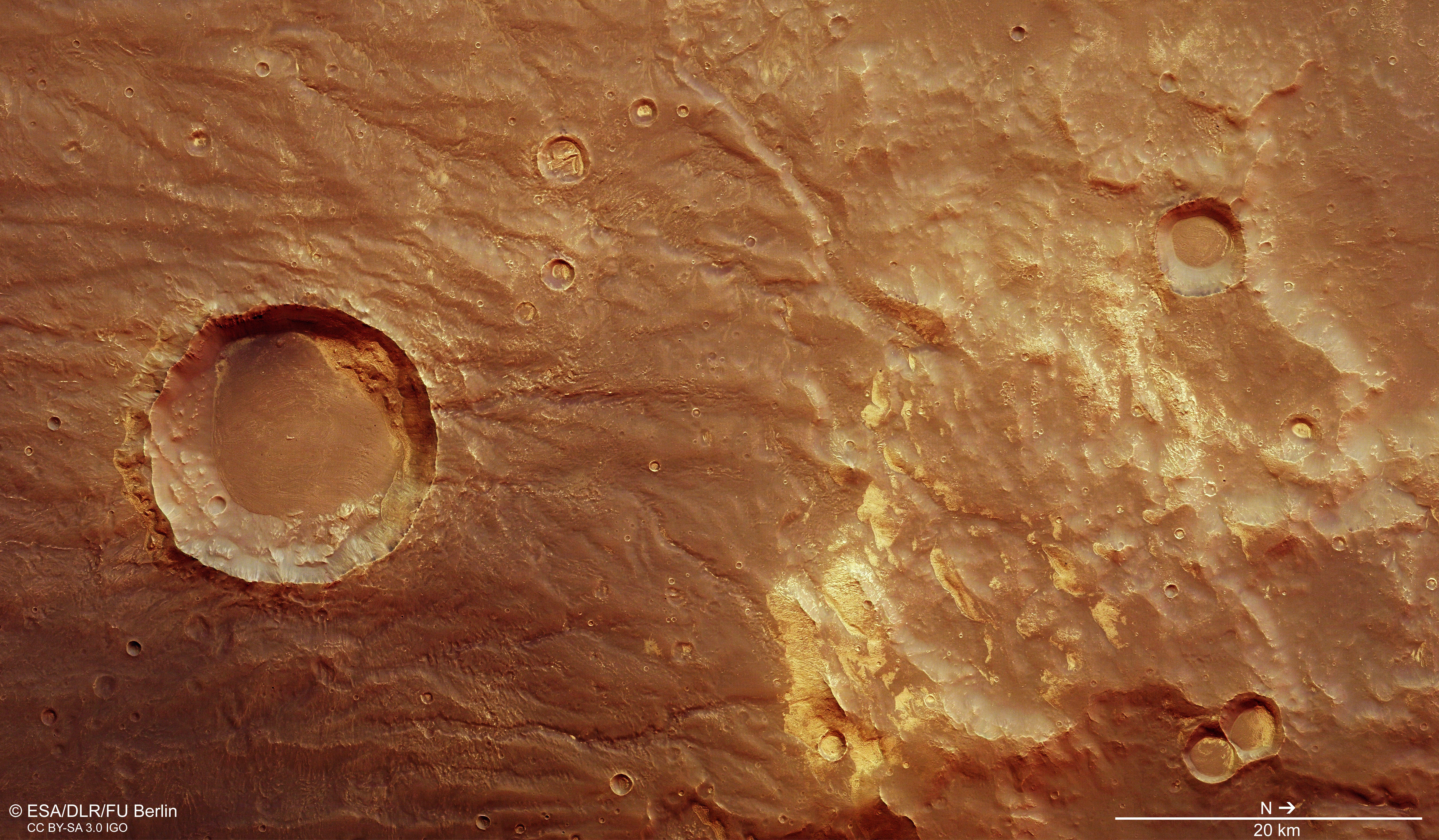 Terre de mars. Кратеры на Марсе. Меркурий кратеры поверхность планеты. Марс поверхность планеты.